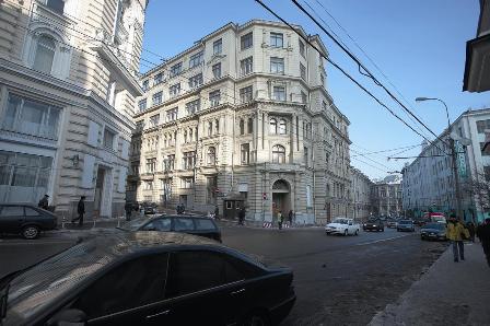 В здании управления делами Президента РФ установлены промышленные кондиционеры